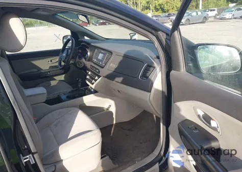 2015 Kia Sedona Lx z USA, uszkodzony, nr VIN KNDMB5C15F6020666